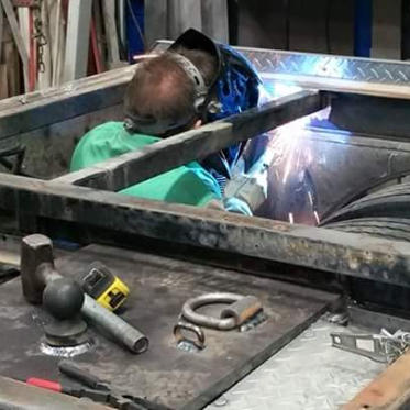 Old School Repair, Upper Michigan mechanic, Upper Michigan fix heavy-duty trucks, Upper Michigan heavy equipment mechanic, Upper Michigan fleet vehicle maintenance and repairs, Upper Michigan fleet mechanic, Northern Wisconsin welder, Northern Wisconsin f